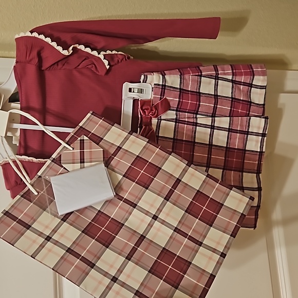 Pack and party girl plaid skirt set for little girls (size 4) - Picture 4 of 5